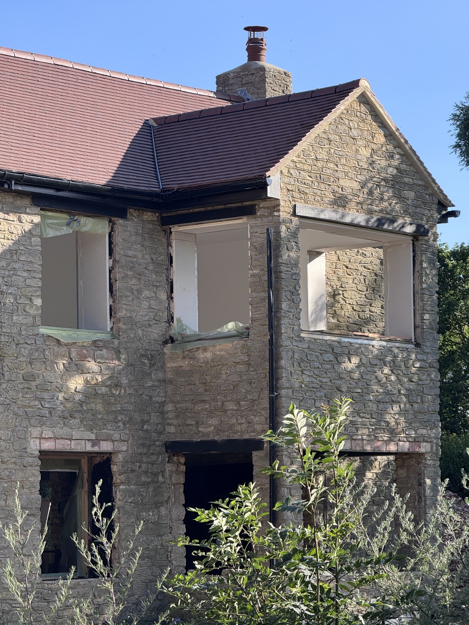 Ravenstone at ridge height